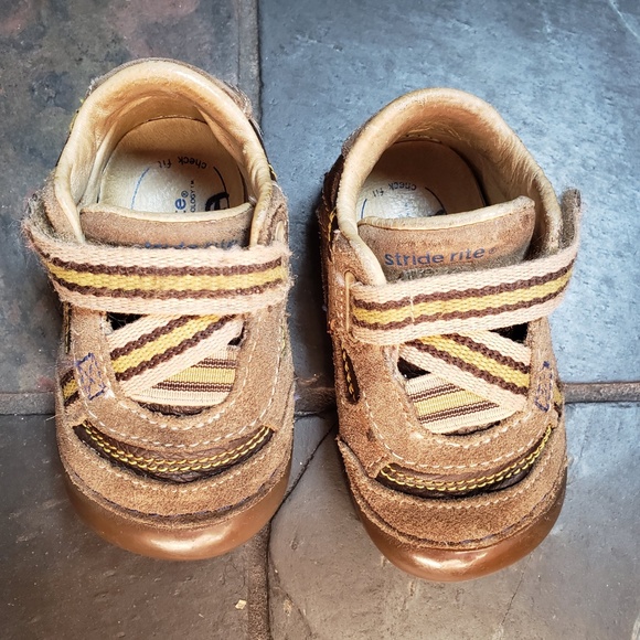 Stride Rite Shoes - Size 3 - Picture 3 of 3